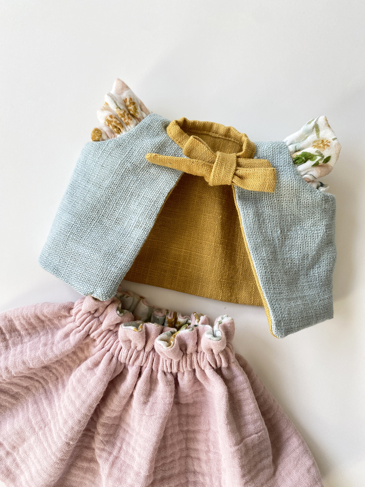 Obojstranné oblečenie pre Zvieratká ( Horčicová lúka )