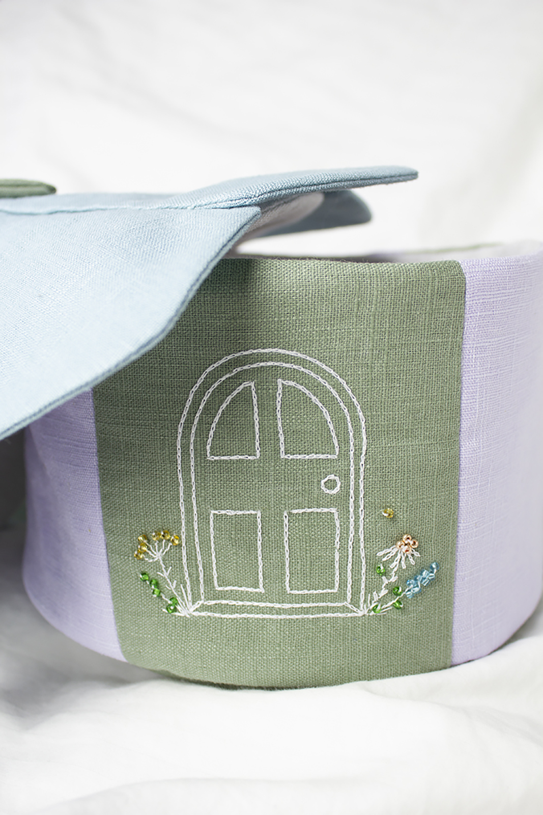 Domček pre Mini zajačiky (fialový) + MINI ZAJKO GRÁTIS