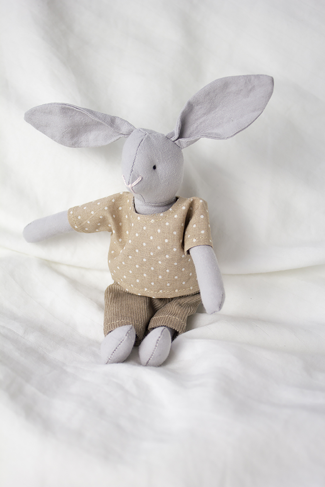 MINI zajačik ( Béžová bodka )