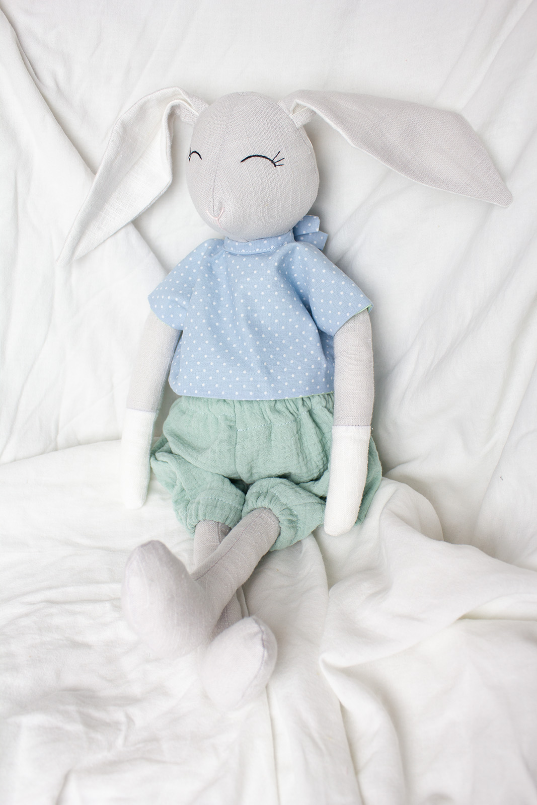 Svetlošedý ľanový zajačik