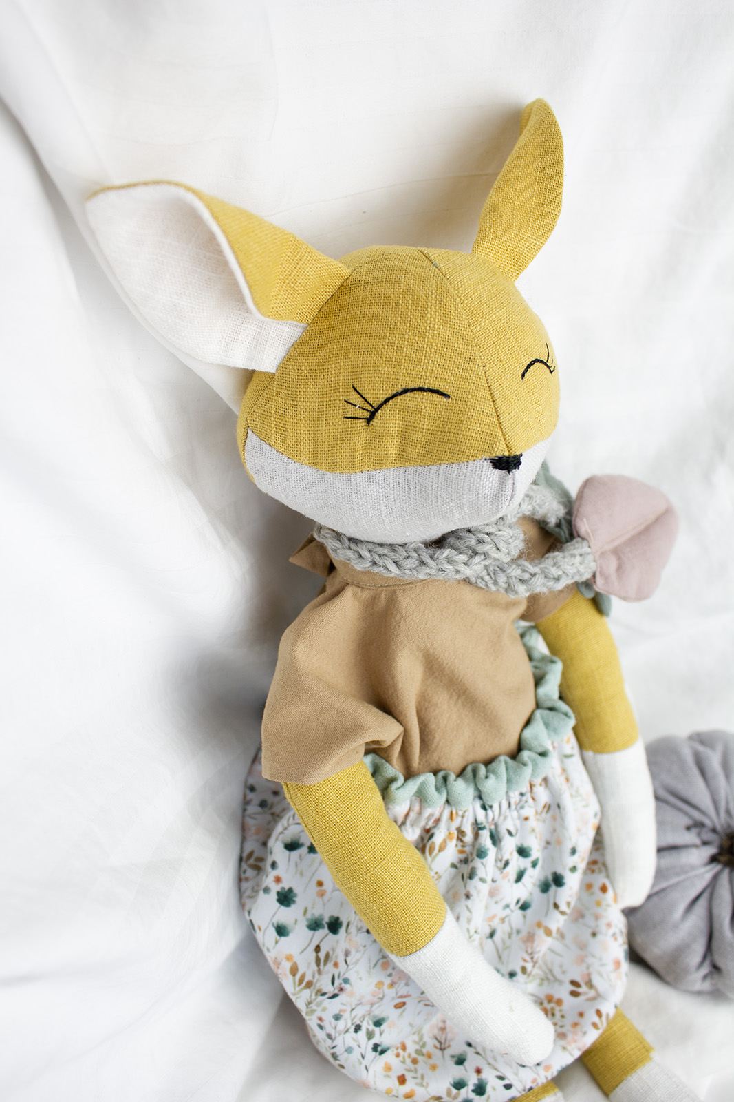 Jesenná Líška ružovo-škoricová