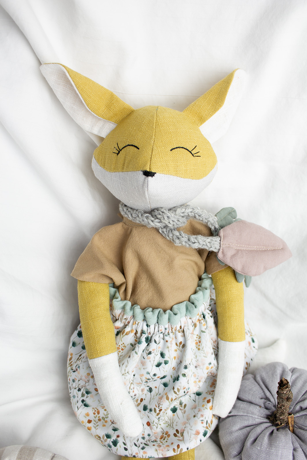 Jesenná Líška ružovo-škoricová