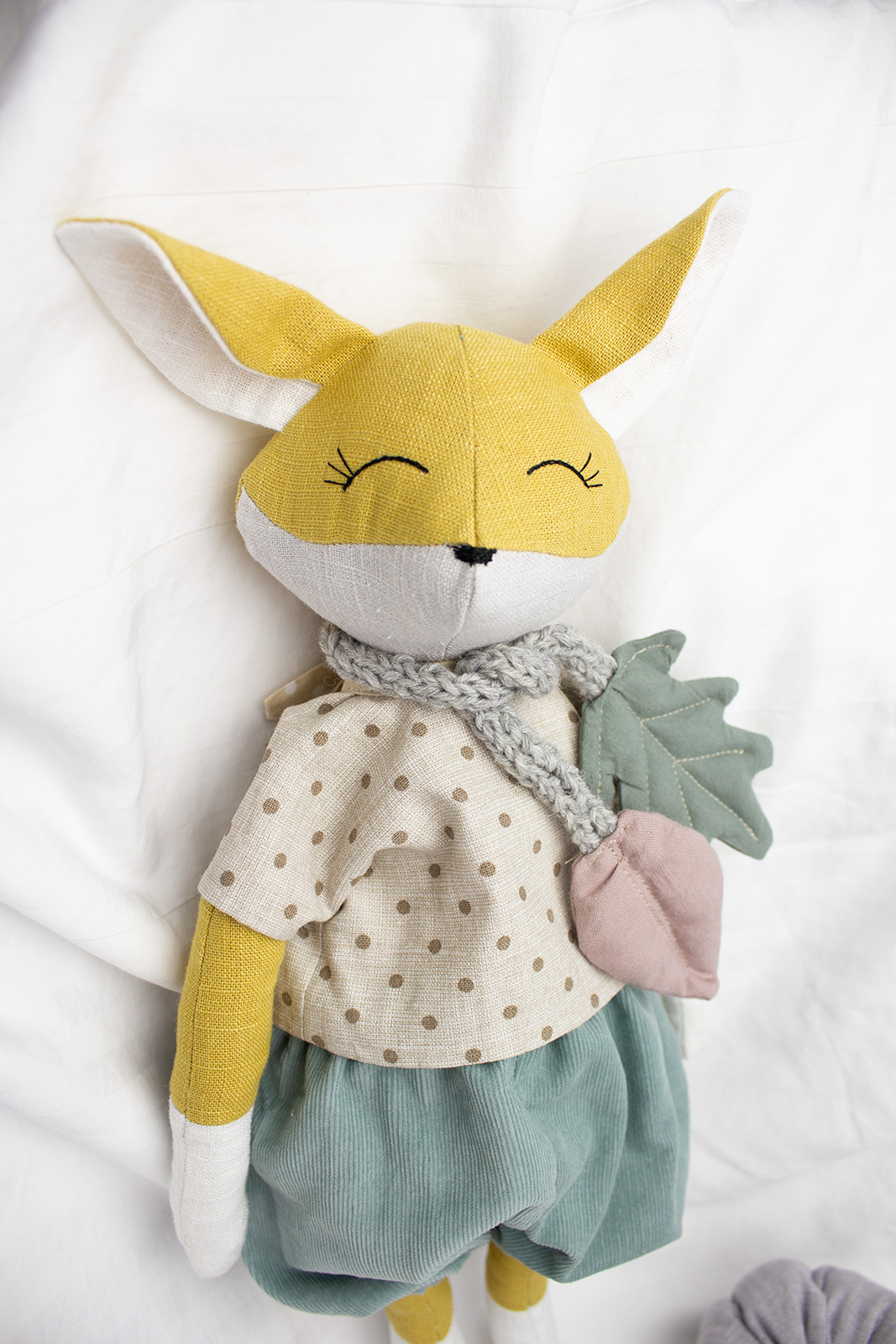 Jesenný Lišiak v mentolových menčestrákoch