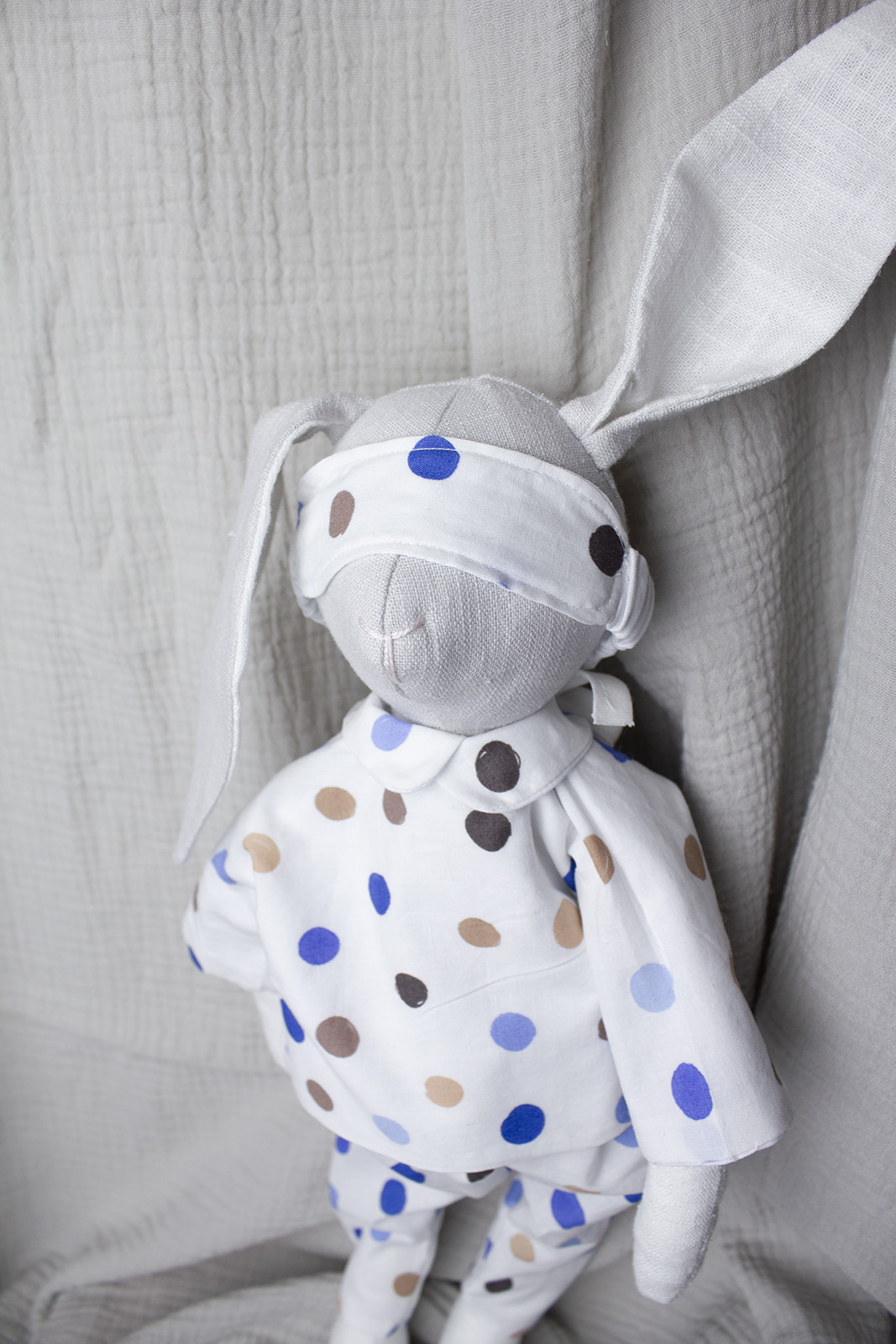 Zajko Eliot v pyžamku