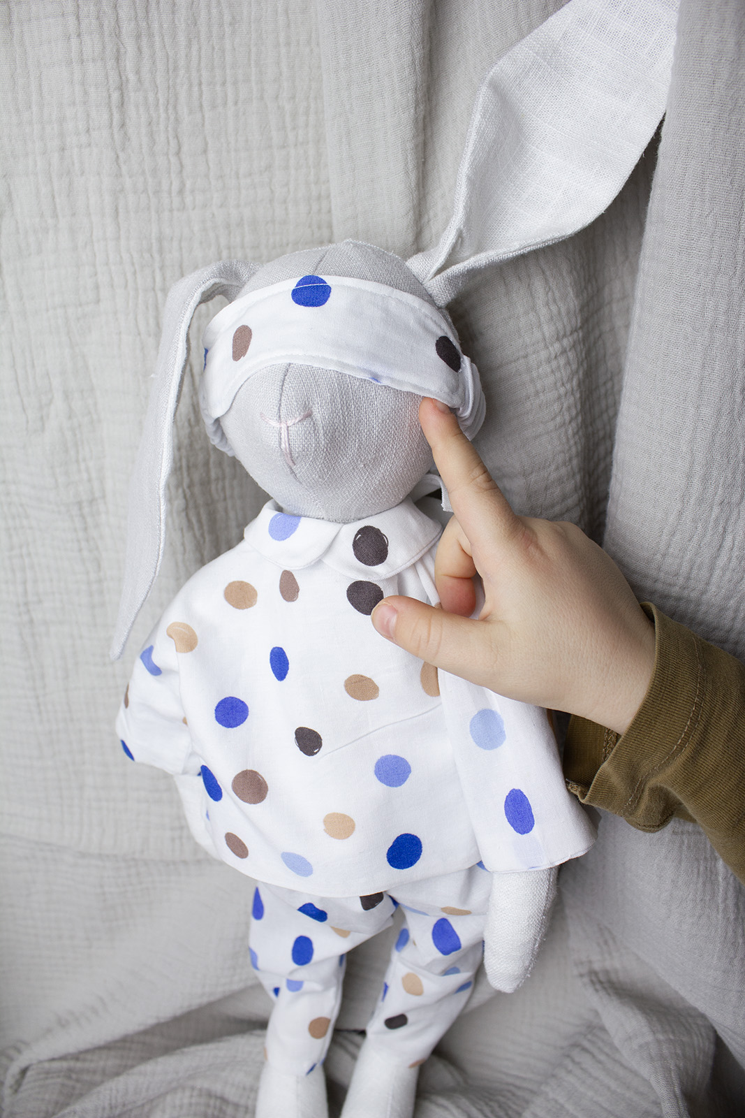 Zajko Eliot v pyžamku