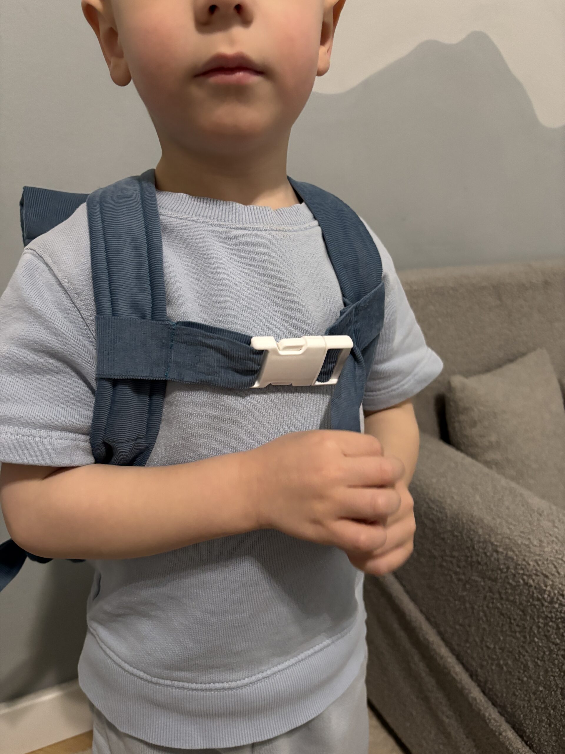 Ušivak- Modrý tmavý (Menčester )