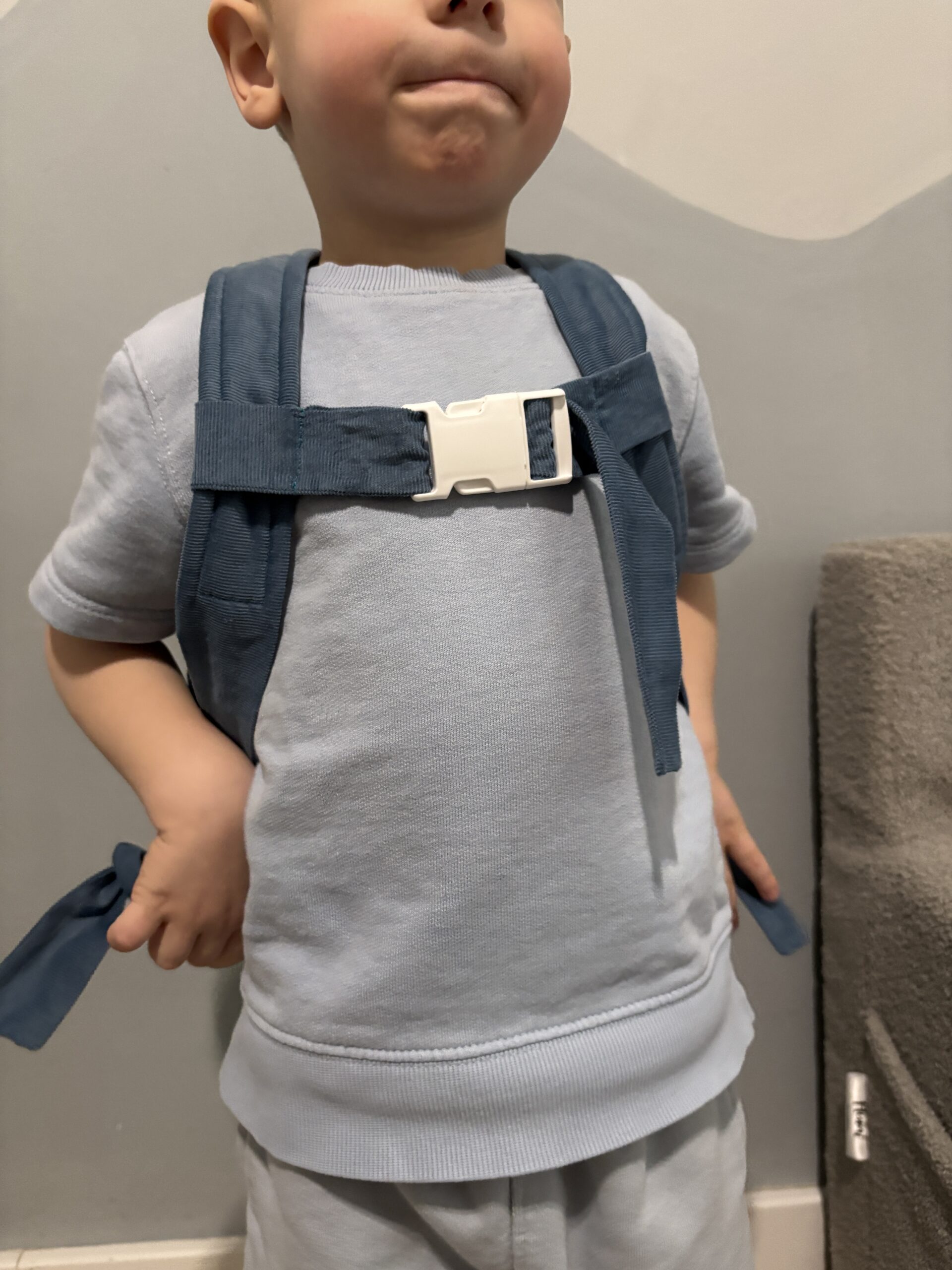 Ušivak- Modrý tmavý (Menčester )