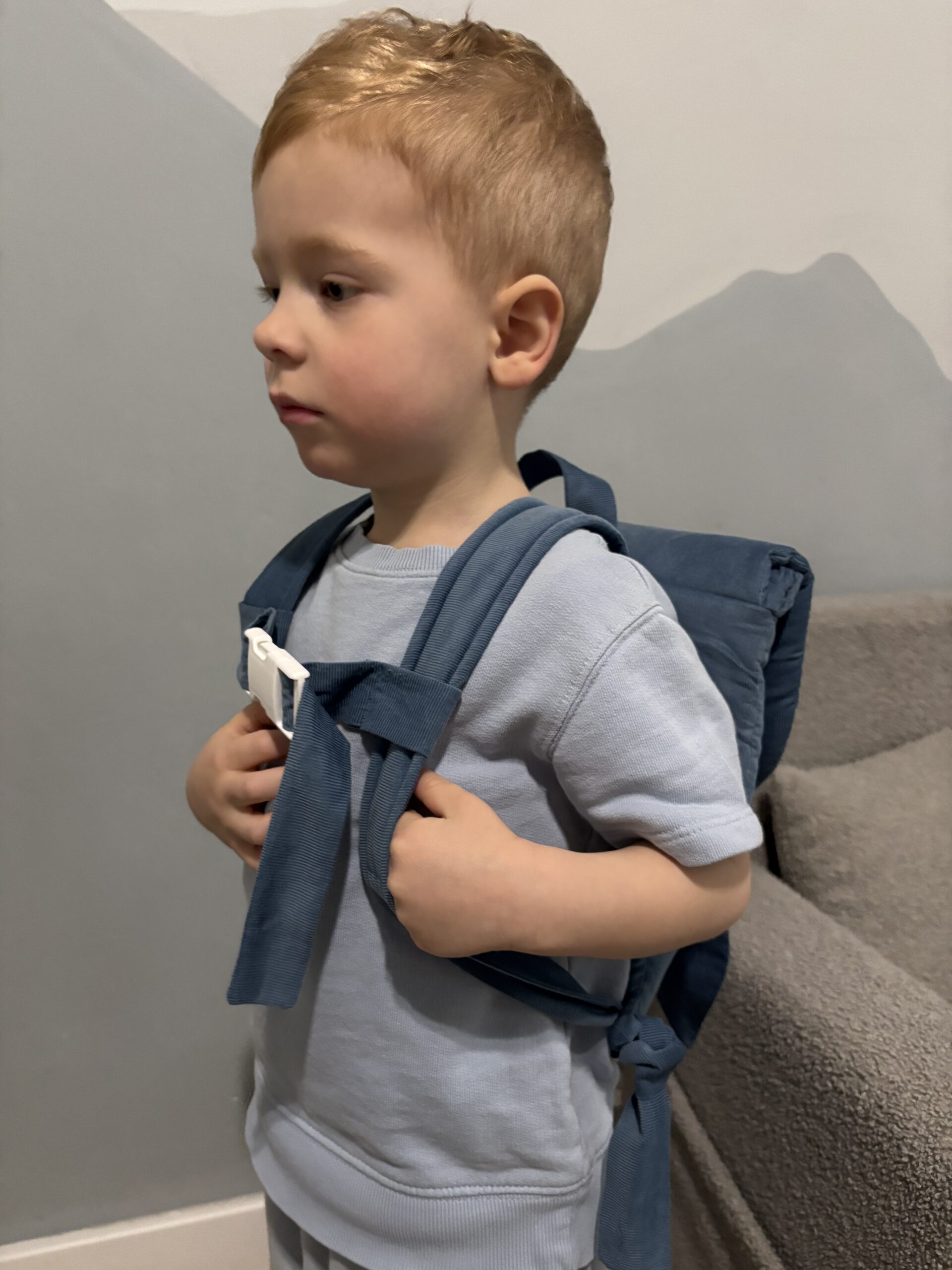 Ušivak- Modrý tmavý (Menčester )