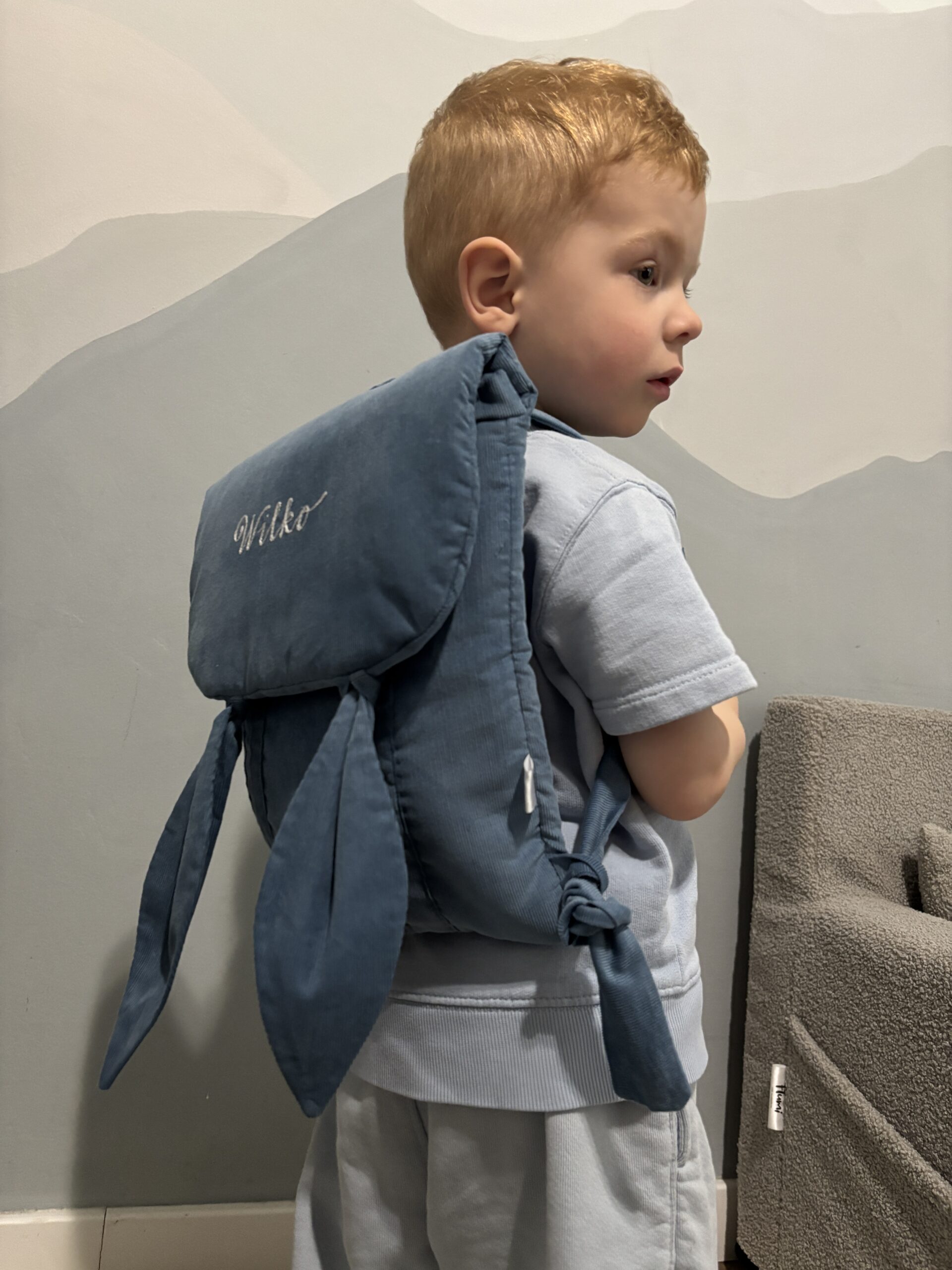 Ušivak- Modrý tmavý (Menčester )